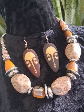 Brown and Tan African Mask Earrings & Chunky Faux Stone Collar Necklace.